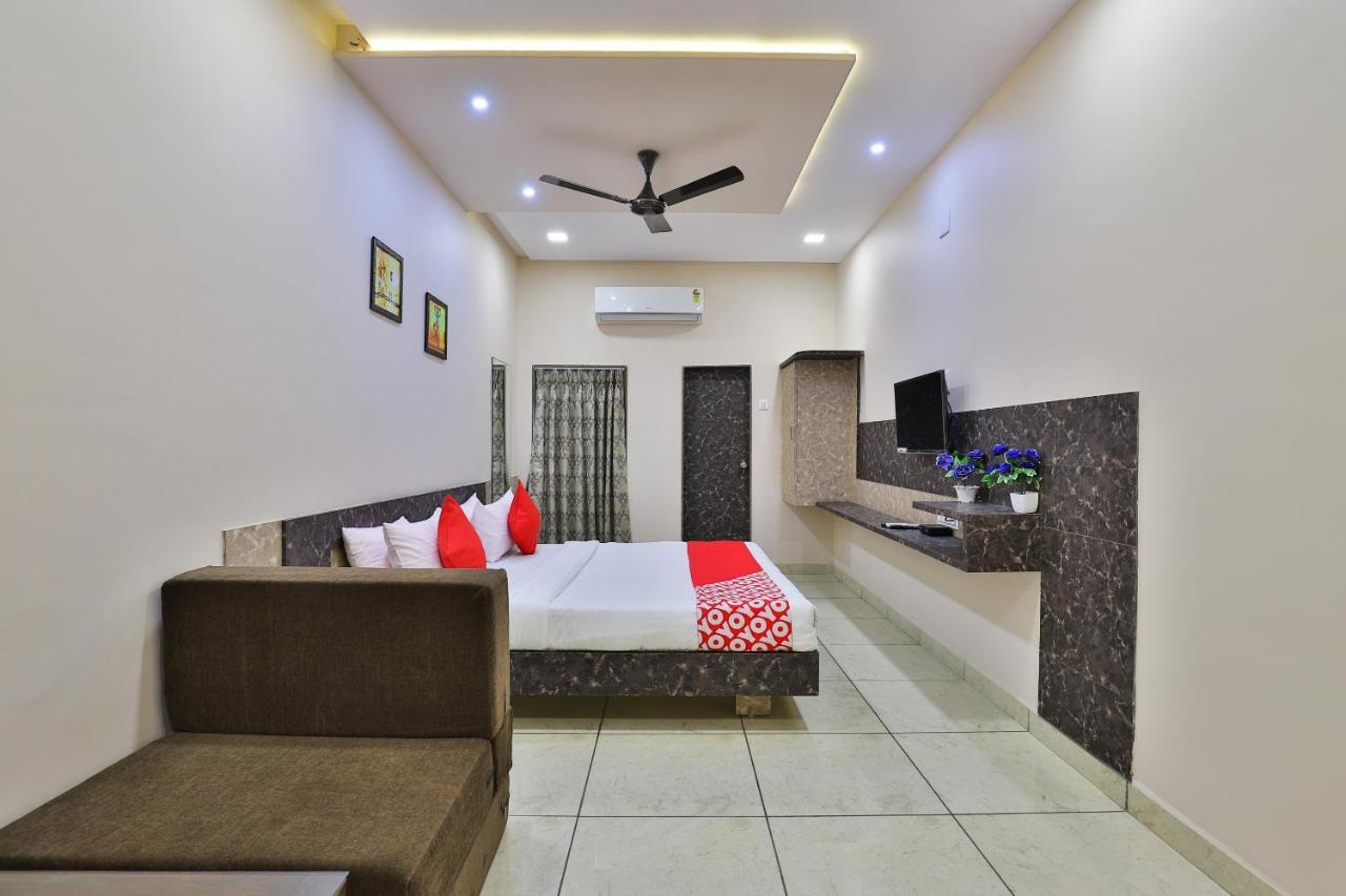 Oyo 26621 Hotel Tulsi Residency Jāmnagar Exterior foto