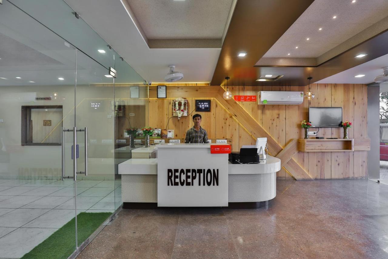 Oyo 26621 Hotel Tulsi Residency Jāmnagar Exterior foto